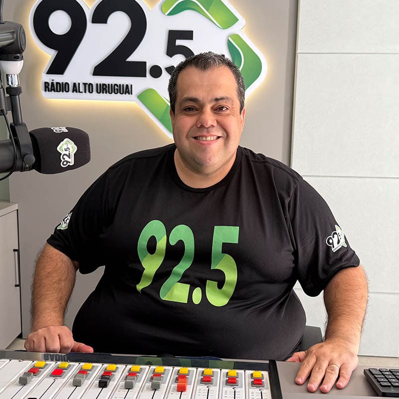 MARCOS DINIZ BENITES - LOCUTOR
